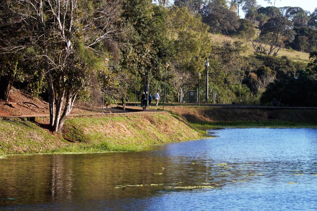 Chale Bosque Do Barreiro Βίλα Araxá Εξωτερικό φωτογραφία
